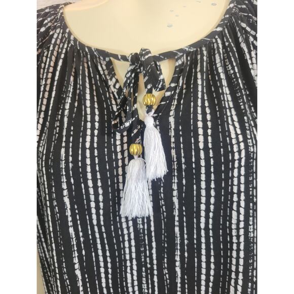 Rafaella Short Sleeve Blouse top Black & White Striped Tassled Medium - Picture 6 of 7